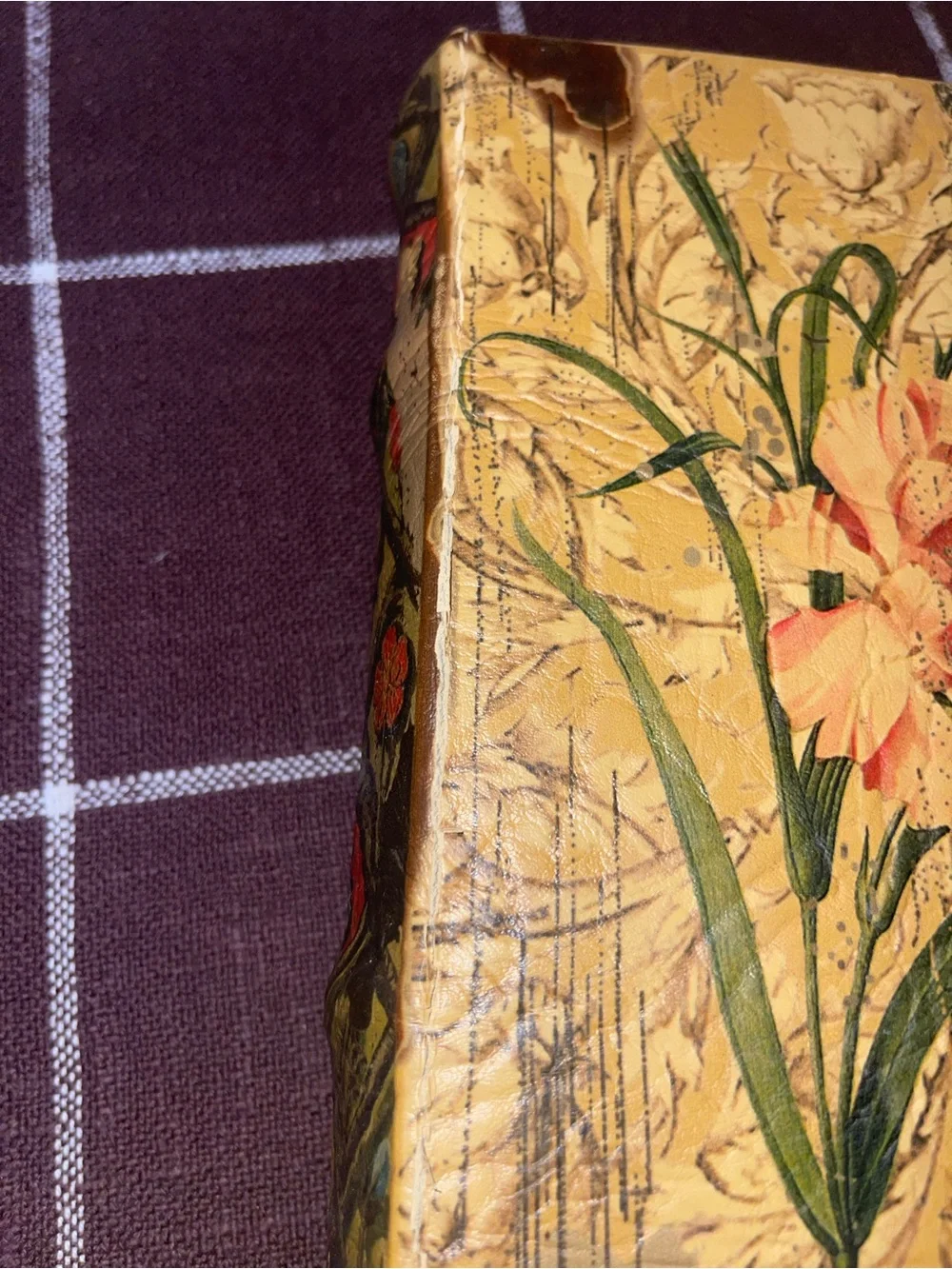 Vintage Faux Leather Floral Book Box Hidden Storage Red Velvet Lined